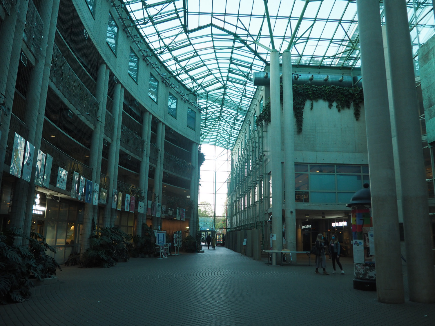 Zdjęcie architektury budynku Biblioteka Uniwersytecka w Warszawie